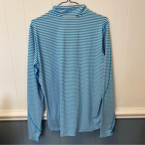 New Womens Nike dri-fit top - Picture 2 of 2